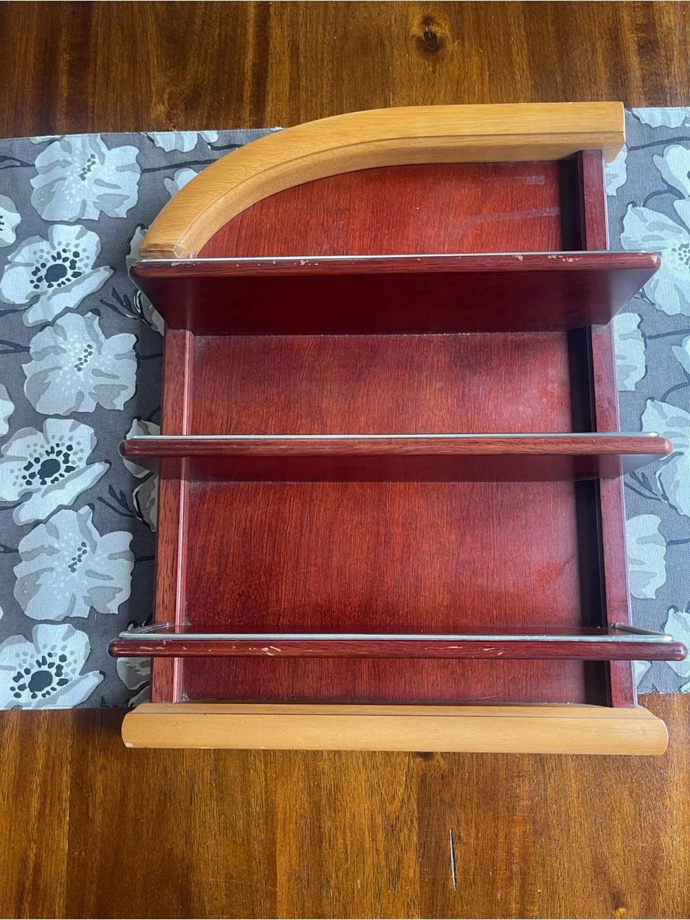 N/A three tier